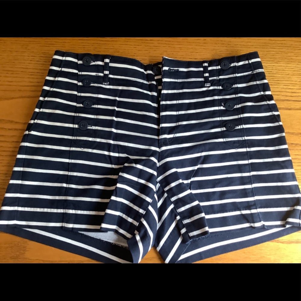 EUC Tommy Hilfiger Navy and White Striped Women Shorts